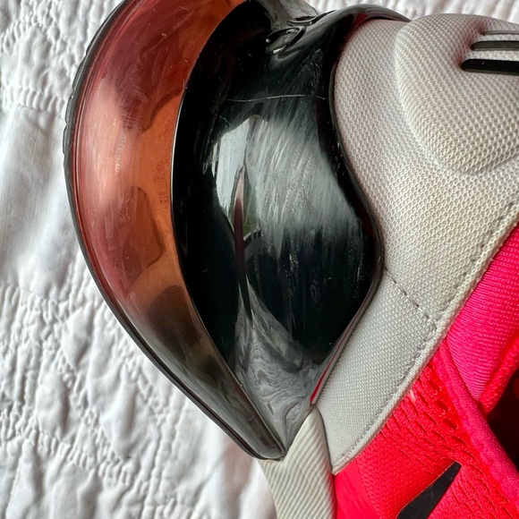 Nike Air Max 270 “Red Orbit” 10.5 - Picture 11 of 13